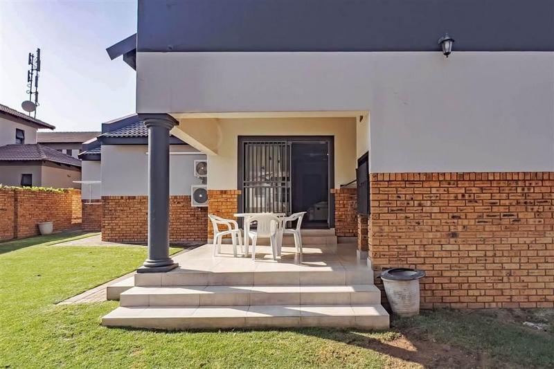 3 Bedroom Property for Sale in Amberfield Gauteng
