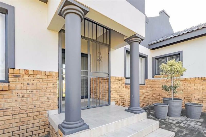 3 Bedroom Property for Sale in Amberfield Gauteng
