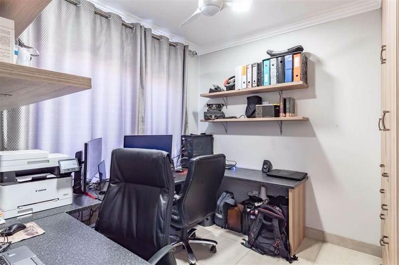3 Bedroom Property for Sale in Amberfield Gauteng