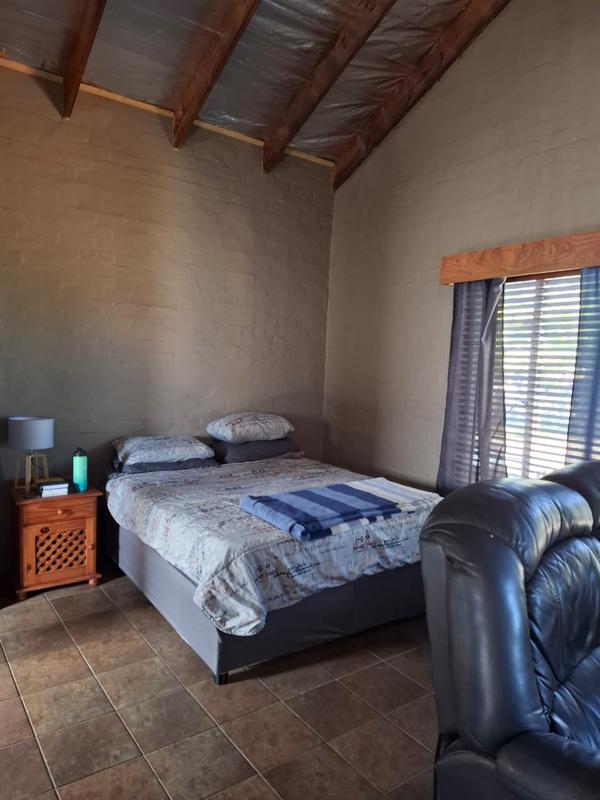 To Let 1 Bedroom Property for Rent in Garsfontein Gauteng