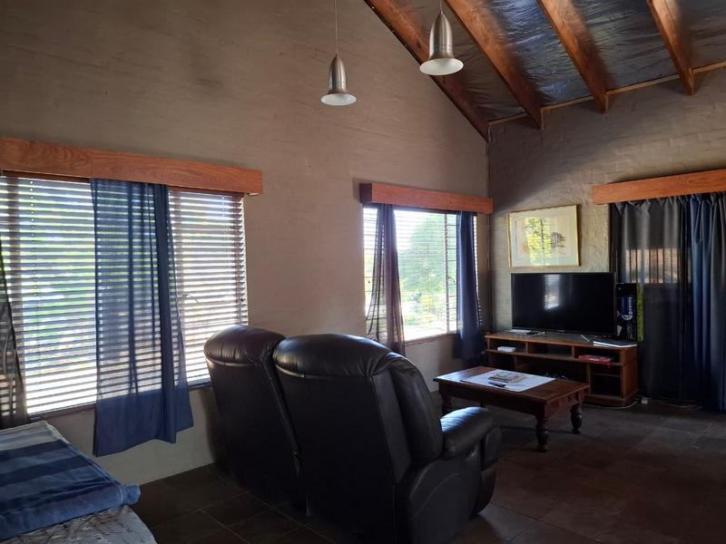 To Let 1 Bedroom Property for Rent in Garsfontein Gauteng