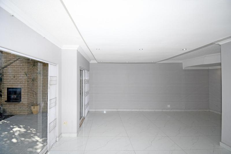 2 Bedroom Property for Sale in Morningside Gauteng