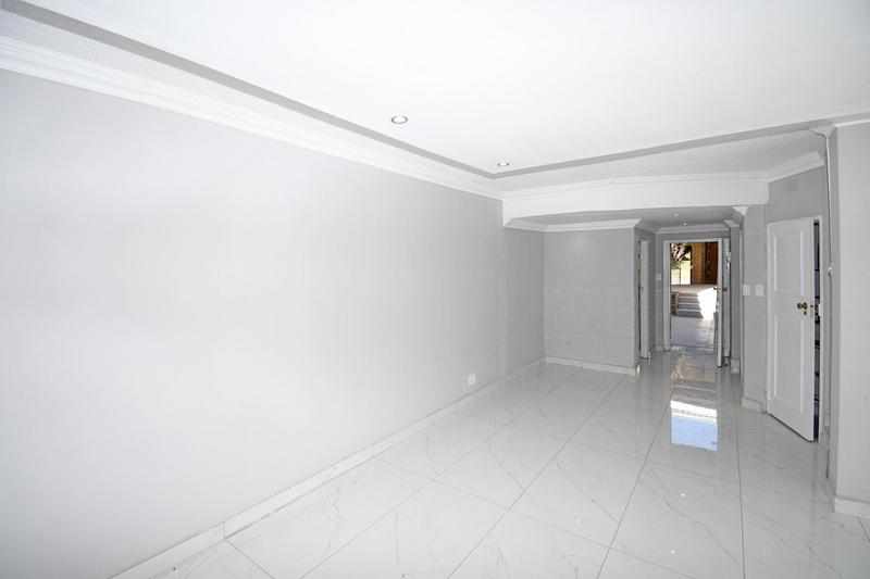 2 Bedroom Property for Sale in Morningside Gauteng