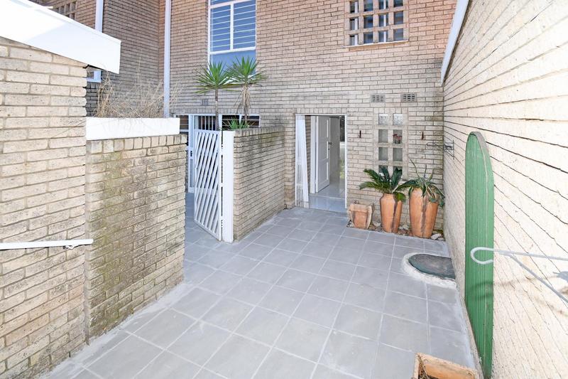 2 Bedroom Property for Sale in Morningside Gauteng