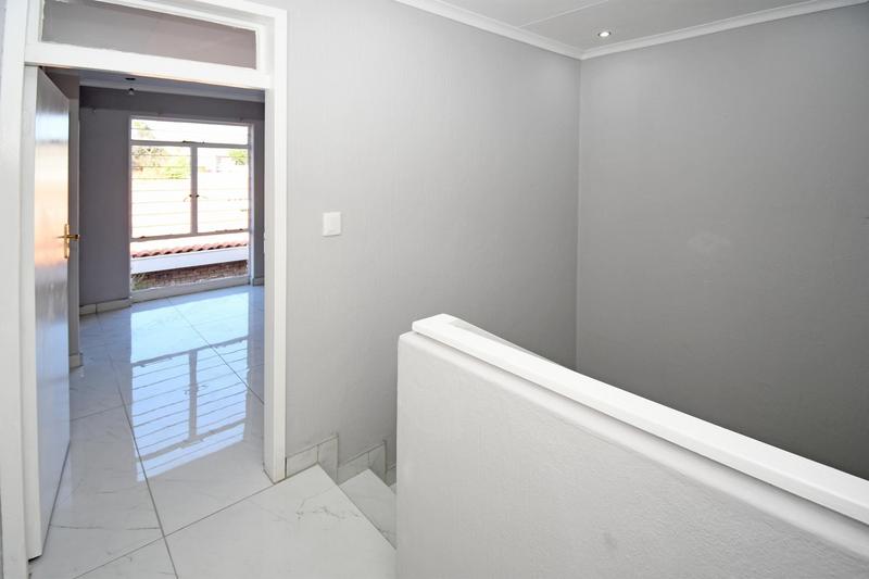 2 Bedroom Property for Sale in Morningside Gauteng