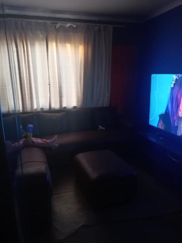 2 Bedroom Property for Sale in Palm Ridge Gauteng