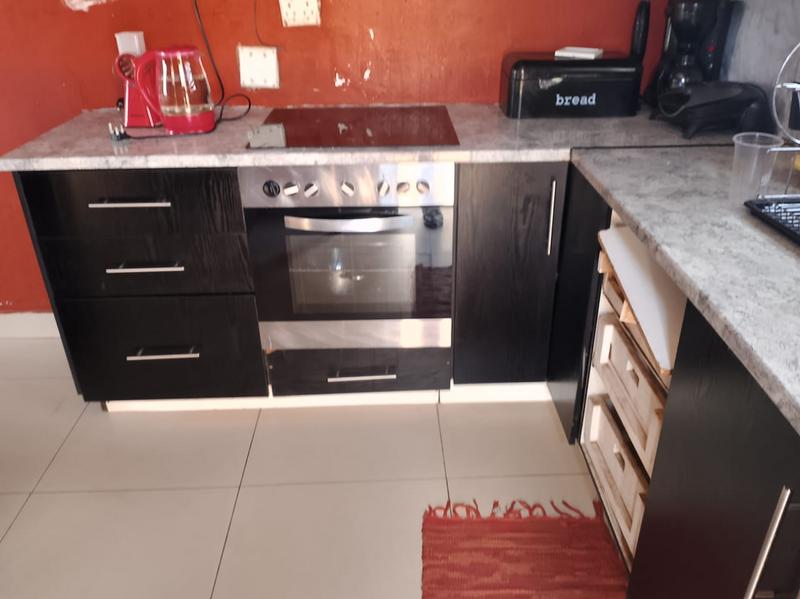 2 Bedroom Property for Sale in Dobsonville Gauteng
