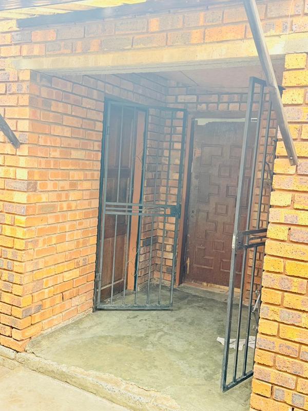 3 Bedroom Property for Sale in Meadowlands Gauteng