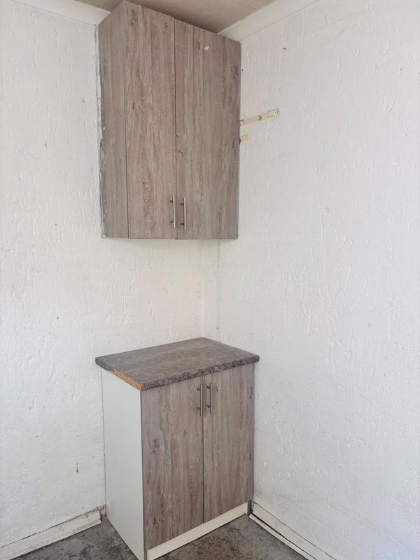 To Let 1 Bedroom Property for Rent in Hurlingham Gauteng