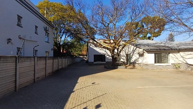 To Let commercial Property for Rent in Clubview Gauteng