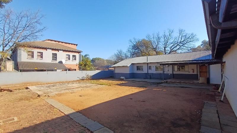 To Let commercial Property for Rent in Clubview Gauteng