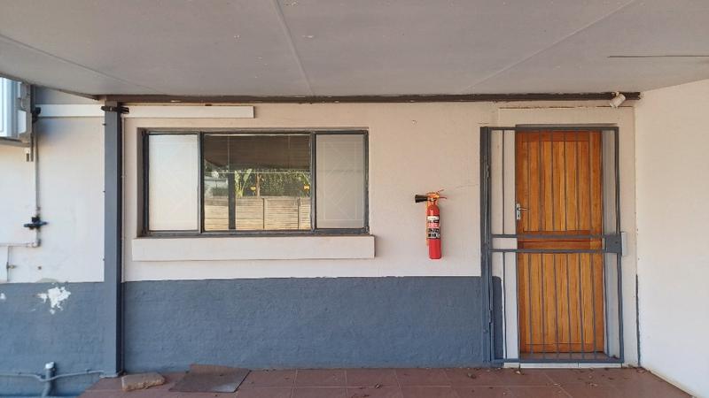 To Let commercial Property for Rent in Clubview Gauteng
