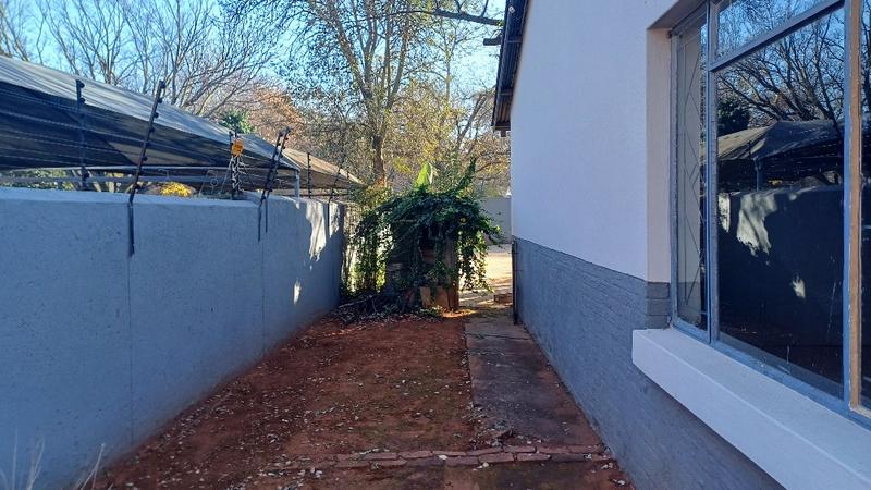 To Let commercial Property for Rent in Clubview Gauteng