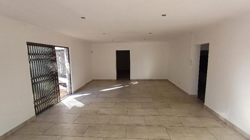 To Let commercial Property for Rent in Clubview Gauteng