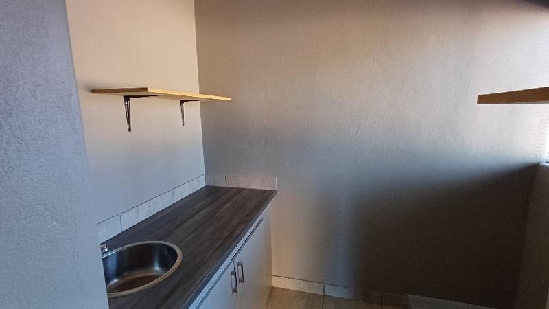 To Let commercial Property for Rent in Clubview Gauteng