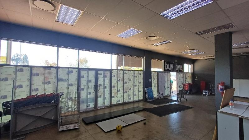 To Let commercial Property for Rent in Hennopspark Gauteng