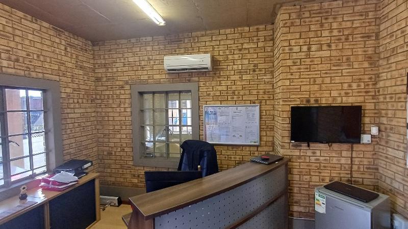 To Let commercial Property for Rent in Hennopspark Gauteng