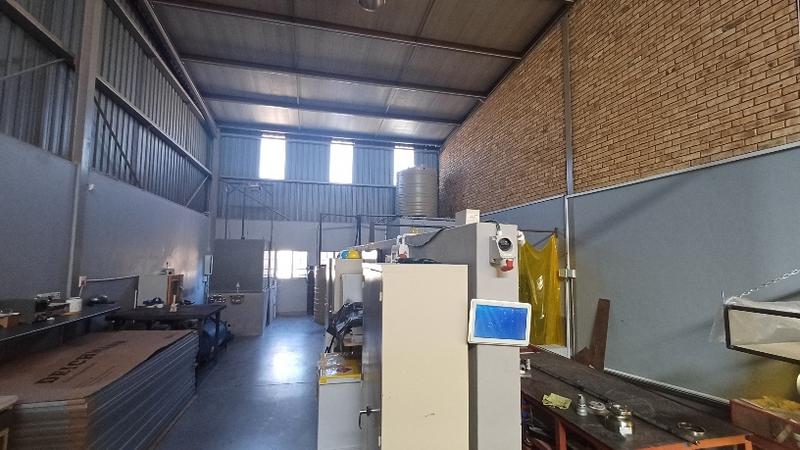 To Let commercial Property for Rent in Hennopspark Gauteng