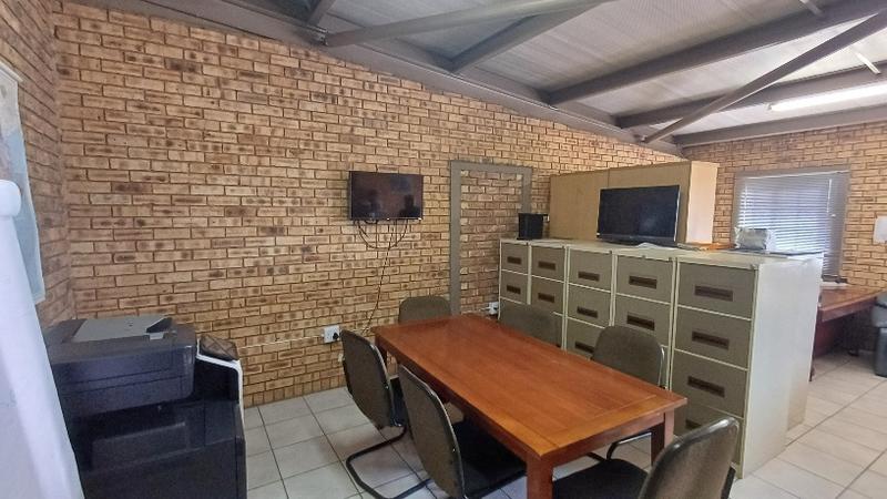 To Let commercial Property for Rent in Hennopspark Gauteng