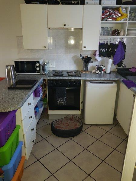 To Let 1 Bedroom Property for Rent in Rooihuiskraal North Gauteng