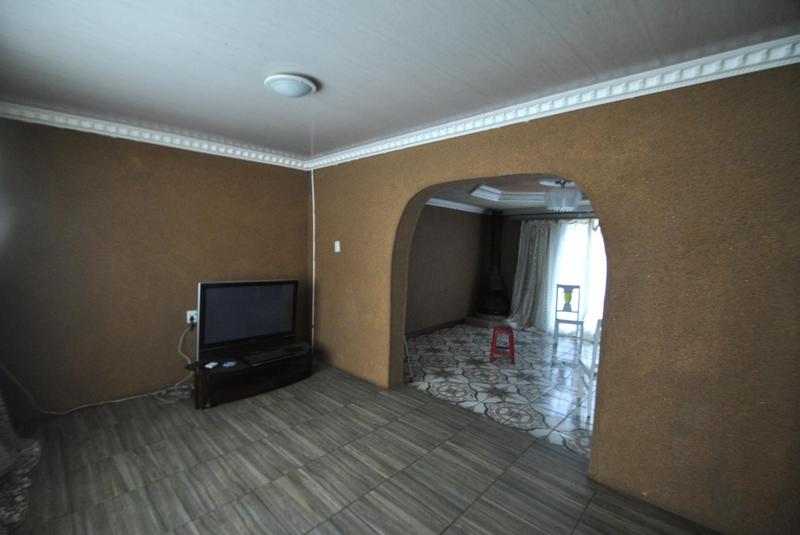4 Bedroom Property for Sale in Dawn Park Gauteng