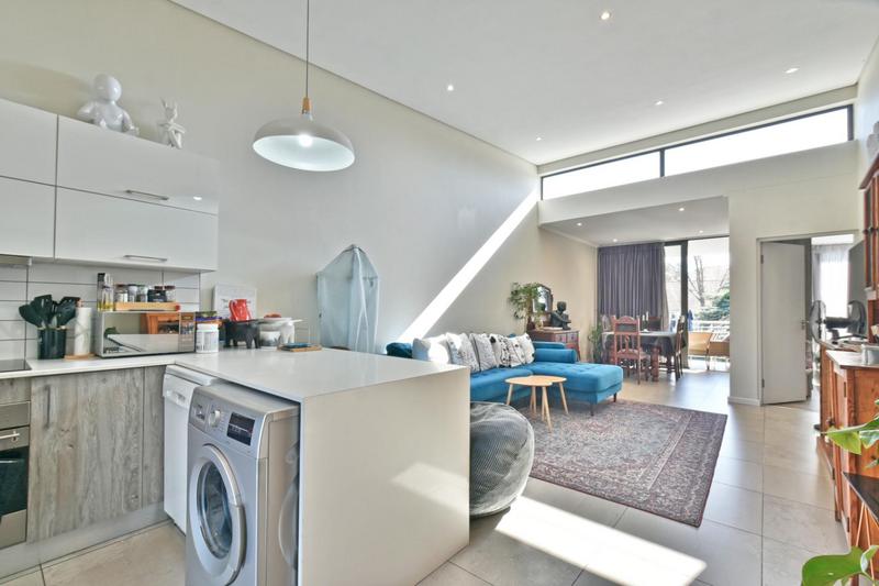 2 Bedroom Property for Sale in Dunkeld Gauteng