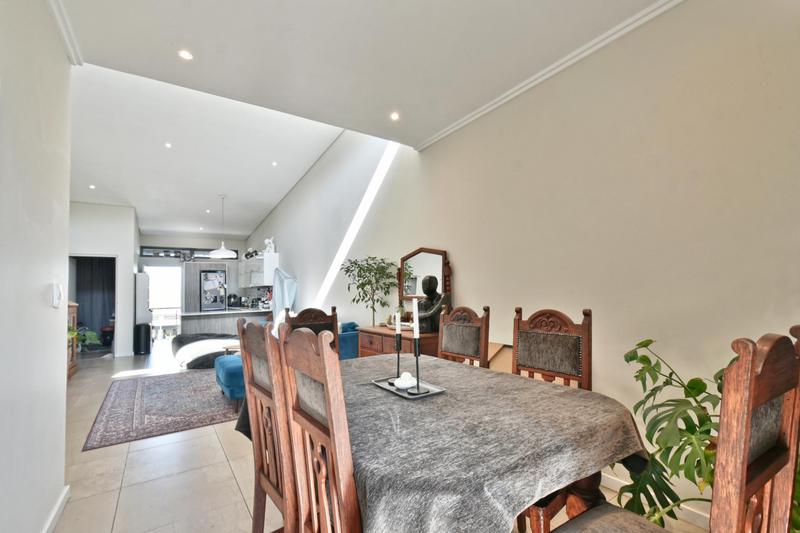 2 Bedroom Property for Sale in Dunkeld Gauteng
