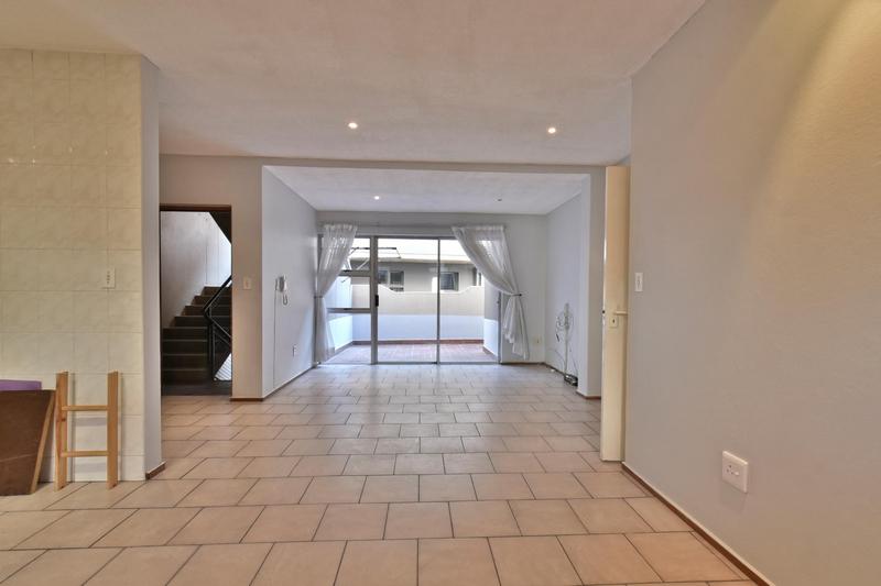 2 Bedroom Property for Sale in Glenanda Gauteng