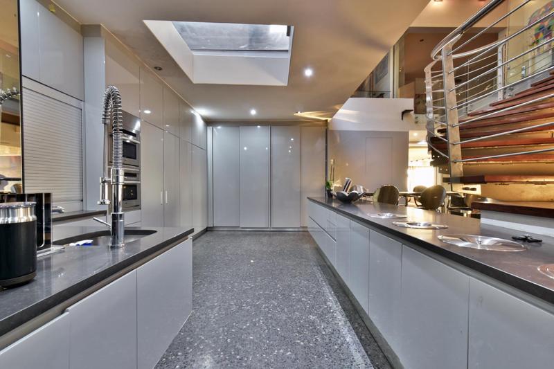 4 Bedroom Property for Sale in Linksfield Ridge Gauteng