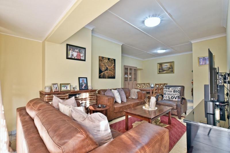 4 Bedroom Property for Sale in Roseacre Gauteng
