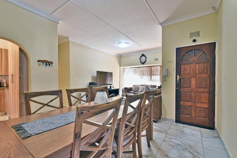 4 Bedroom Property for Sale in Roseacre Gauteng