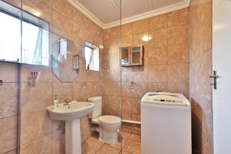 4 Bedroom Property for Sale in Roseacre Gauteng
