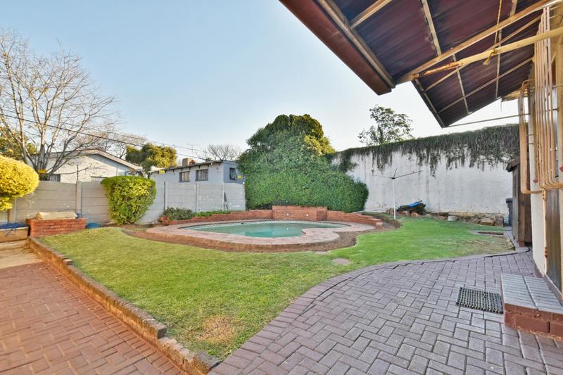 4 Bedroom Property for Sale in Roseacre Gauteng