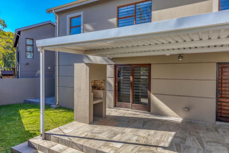 3 Bedroom Property for Sale in Ferndale Gauteng