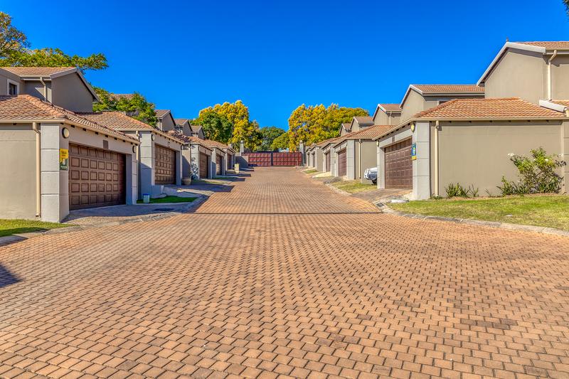 3 Bedroom Property for Sale in Ferndale Gauteng