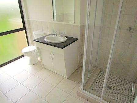 To Let 2 Bedroom Property for Rent in Magaliessig Gauteng