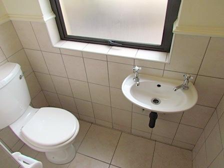 To Let 2 Bedroom Property for Rent in Magaliessig Gauteng