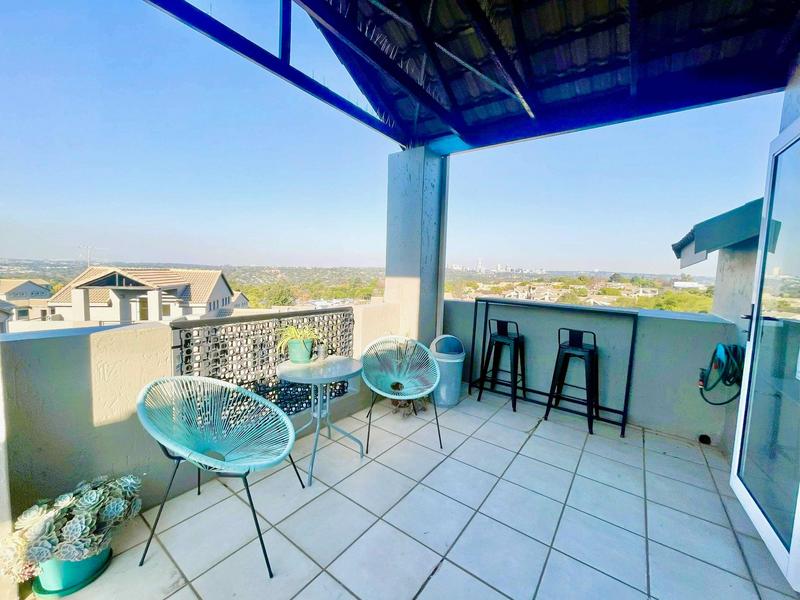 1 Bedroom Property for Sale in Bryanston Gauteng