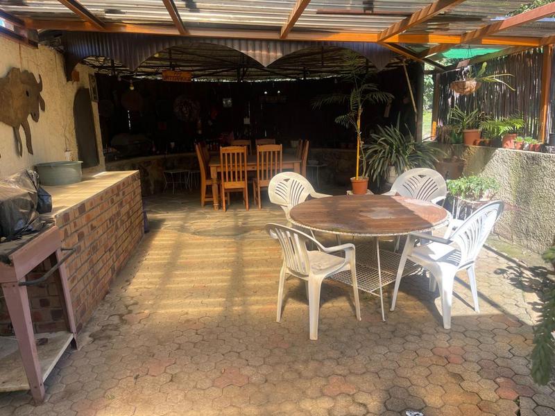 4 Bedroom Property for Sale in Mondeor Gauteng
