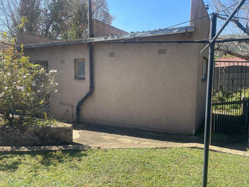 4 Bedroom Property for Sale in Mondeor Gauteng