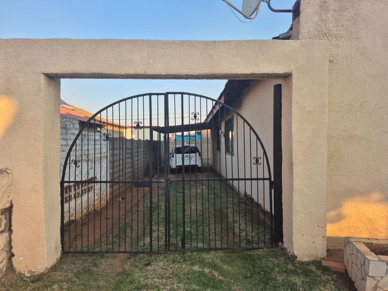 4 Bedroom Property for Sale in Ennerdale Ext 1 Gauteng
