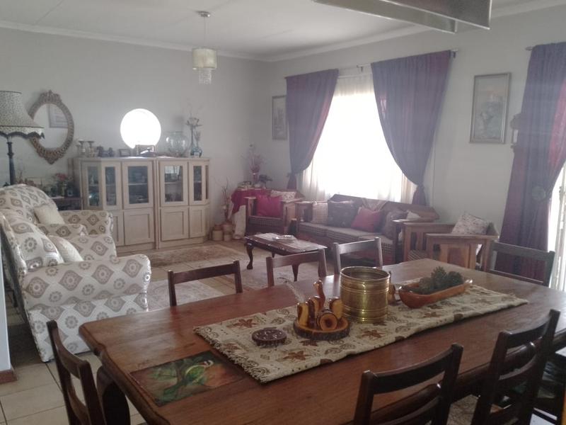 3 Bedroom Property for Sale in Geduld Gauteng