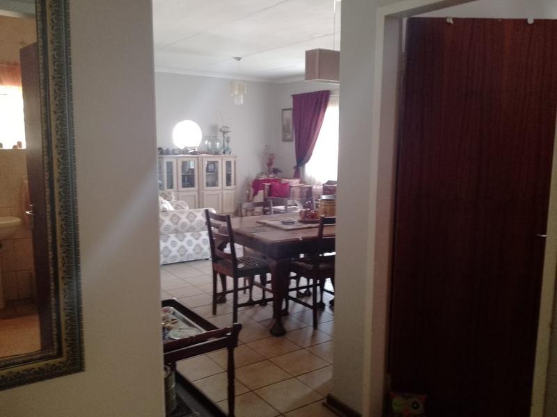 3 Bedroom Property for Sale in Geduld Gauteng