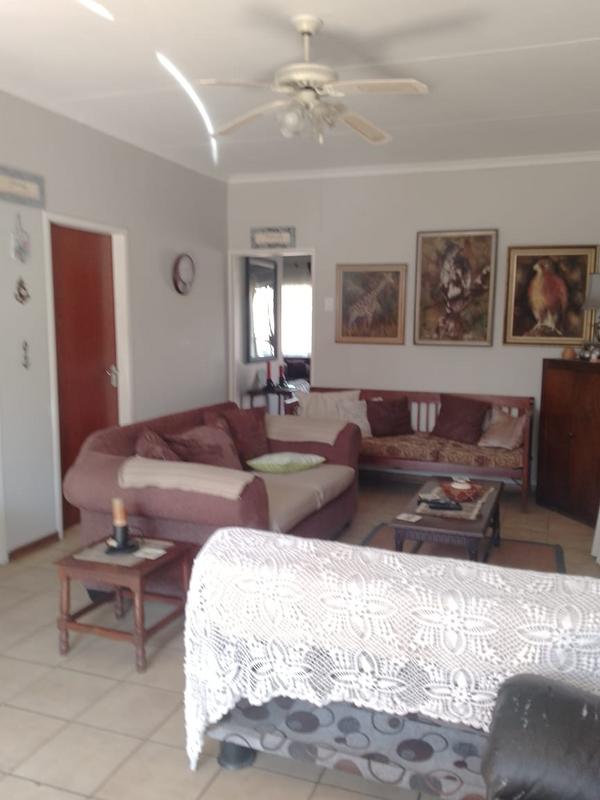 3 Bedroom Property for Sale in Geduld Gauteng