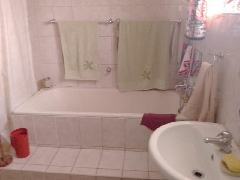 3 Bedroom Property for Sale in Geduld Gauteng