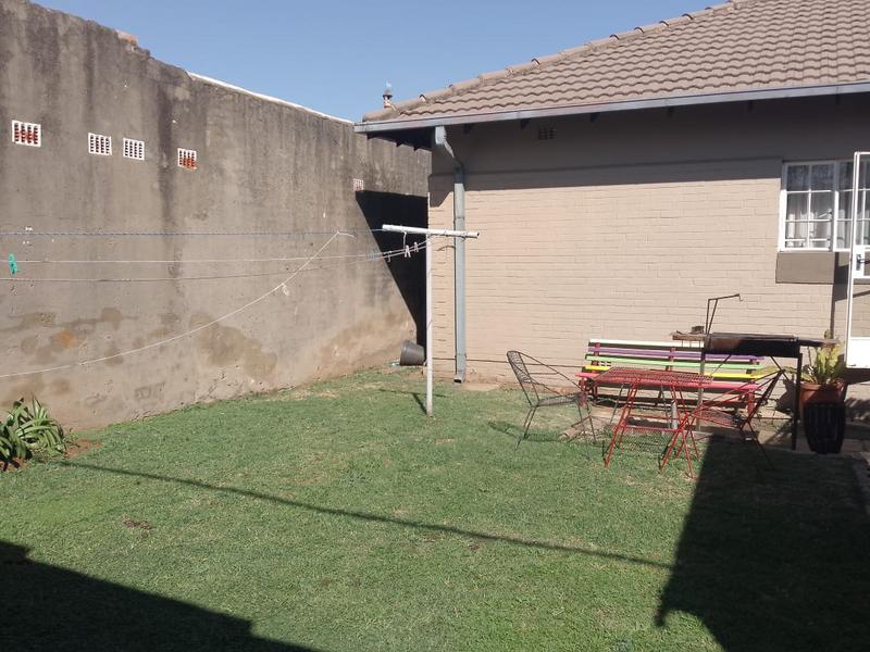 3 Bedroom Property for Sale in Geduld Gauteng