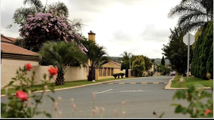 To Let 4 Bedroom Property for Rent in Kyalami Hills Gauteng