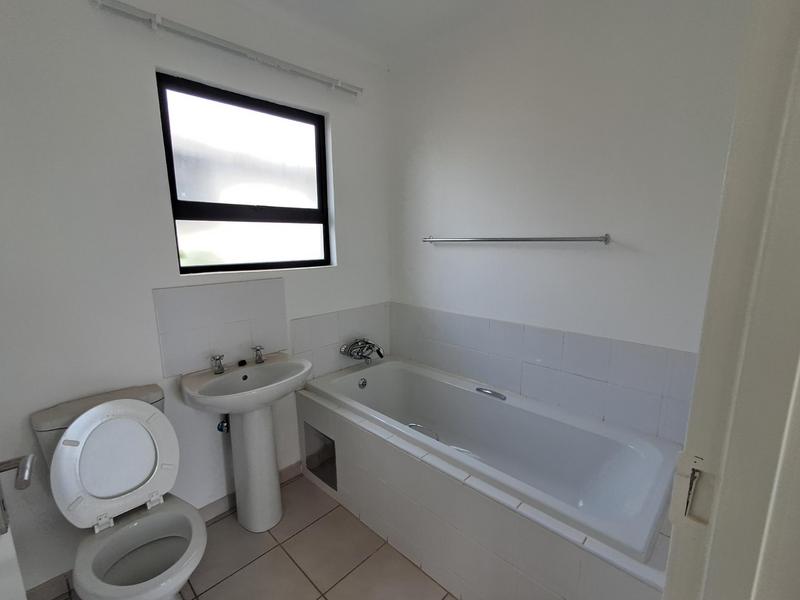 3 Bedroom Property for Sale in Windmill Park Gauteng