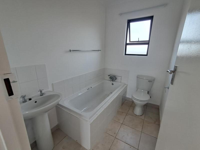 3 Bedroom Property for Sale in Windmill Park Gauteng