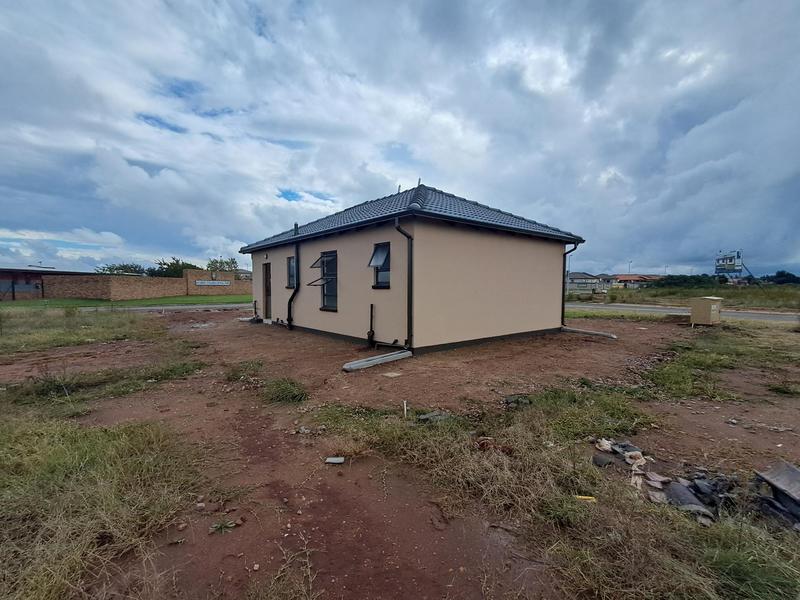 3 Bedroom Property for Sale in Windmill Park Gauteng